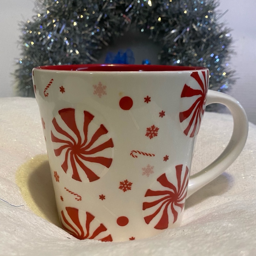 2007 Starbucks holiday Christmas mug
